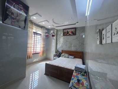 Bán nhà đường số 8, phường linh xuân, thủ đức, tp hcm. dt  50m2, 3 tầng, 3pn, sh, 4.95 tỷ. 4