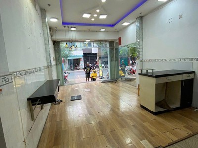 Cho thuê nhà mặt tiền độc lập q.tân phú 72m , 2tầng - 18triệu, gần ngã tư 3