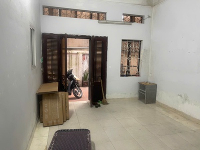Cho thuê nhà nguyên căn ngõ 593 minh khai  30m2x2 tầng, 2 ngủ, thông sàn, 8 triệu 3