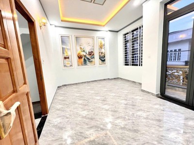 Bán nhà 2 tầng,shr đường xe hơi,2 mặt tiền hẻm,gần chợ bến gỗ 1