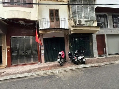 Bán nhà võ văn dũng 30m2.  5 tầng. mặt tiền 3m. giá 18 tỷ đống đa hà nội 1
