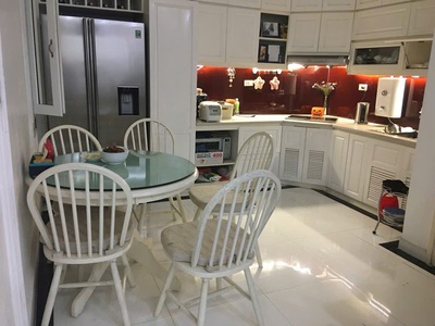 Hiếm, bán nhà lạc long quân, gần hồ tây, ô tô, 78m, chỉ 16 tỷ 2