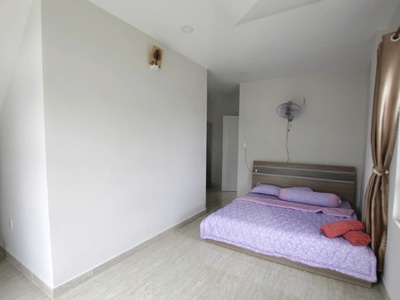 Cho thuê villa nguyễn hữu cảnh đồi thông tin phường 8 giá 12tr 3