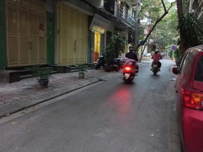 Bán nhà phân lô đô thị mới trung yên có thang máy giá 22,5 tỷ 0