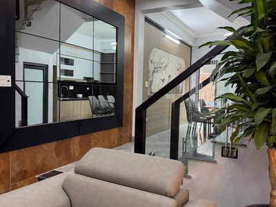 Bán căn nhà 3 tầng ngõ phố Đức Minh, ph Thanh Bình, TP HD, 50m2, 3 ngủ, 3 vs, ngõ oto nhỏ 2