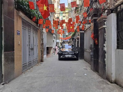 Bán nhà tân mai 4 tầng thang máy dân xây ô tô tránh kinh doanh hoàng mai 2