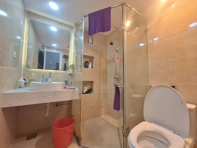 Bán nhà tân mai 4 tầng thang máy dân xây ô tô tránh kinh doanh hoàng mai 3