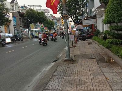 Bán nhà MTKD sầm uất ngày chợ Tân Hương, 4x17m, 5 tầng, 16 Tỷ 3