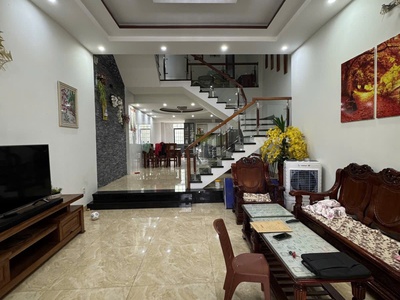 Nhà nam việt á   đường 7m5   100m    giá chỉ 8.9 tỷ 0