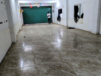 Cho thuê nhà 450m  làm kho   xưởng   kinh doanh vị trí đẹp tại song phương   gần vinsmart 1