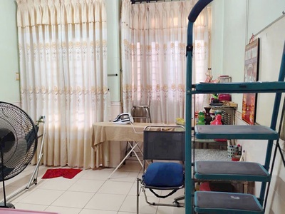 Nhà 4 tầng mặt tiền đường tám danh p.chánh hưng . giá: 11 tỷ 1