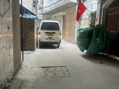 Bán 100 m2 đất hồ tùng mậu  - mt 6m- mặt ngõ ô tô - kinh doanh 0