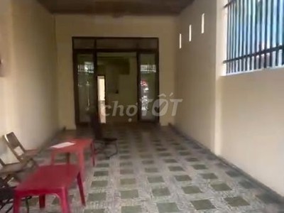 Cho thuê nhà nguyên căn   p. phước bình   rộng mát   có sân đậu ô tô 1