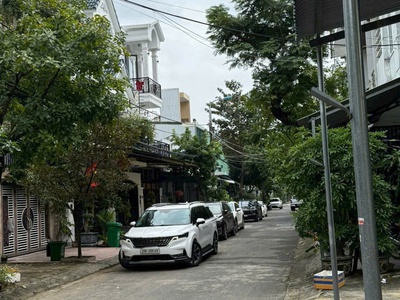 Bán nhà 2 tầng đường lê thiệt   2 phút ra đến bãi biển 2