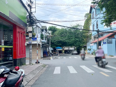 Nhà 4 tầng mặt tiền đường tám danh p.chánh hưng . giá: 11 tỷ 4