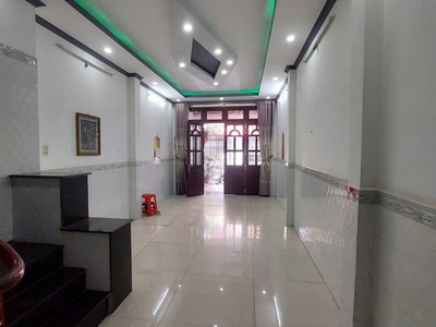 Nhà đẹp quận 12  - vị trí: gần đông hưng thuận  nhĩnh 6tỷ 4