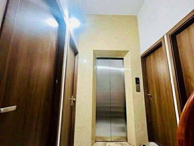 Lạc long quân   ccmn 7t thang máy 85m  mt 5.1m   giá chào 23.2 tỷ cầu giấy 2