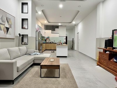 Bán nhà hxh trường chinh, phường 14, tân bình  4 18  chỉ 9,2 tỷ 0