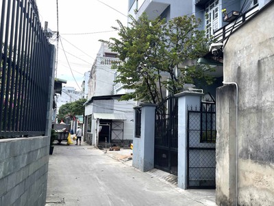 Bán nhà linh trung tp thủ đức   88m  hẻm ô tô sát mặt tiền   gần bv đk thủ đức   giá 5.7 tỷ 0