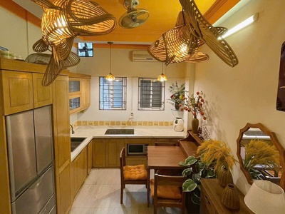 Cho thuê nhà bạch đằng 29 m x 5 tầng 1 tum - giá 12 triệu 2