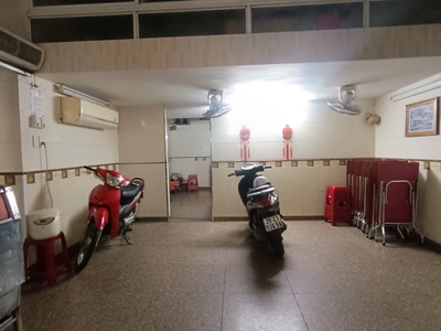 Cho thuê mbkd phố bùi thị xuân 22m2, mặt tiền 5m, giá 20 triệu kd spa, nail, kd sạch... 0