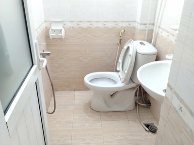 Cho thuê nhà nguyên căn ngõ 199 định công 38m2 x 5 tầng, 3 ngủ khép kín, 12.5tr 4