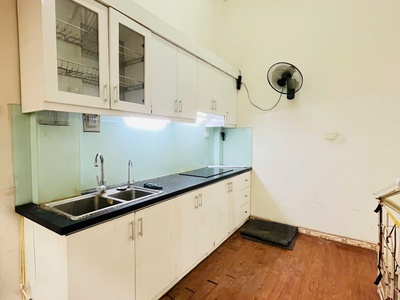 Cho thuê nhà nguyên căn ngõ 225 nguyễn đức cảnh, 50m x 4 tầng 3pn, 11 triệu 3