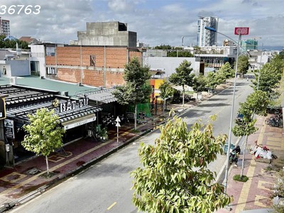 Bán nhà mặt tiền cao bá quát k1   190m    đang cho thuê 45tr/tháng 4