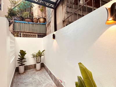 Hiếm thanh nhàn   6 tầng thang máy   32m   nhà đẹp full nội thất   ở ngay 9.6 tỷ  lh 0975124520 2