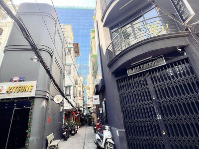 Bán nhà 4 tầng hxh đ.lê thánh tôn, bên nghé, quận 1 - dt 42m2 - khu vip phố nhật nổi tiếng - sẵn 1