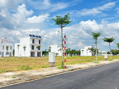 Bán nhanh lô đất đối diện quãng trường trung tâm tại KĐT Alana City chỉ 1,4 tỷ - Suất ưu đãi có hạn 0