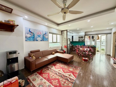 Chỉ hơn 4 tỷ có căn 02 ngủ view hồ, 80  m2  ,06 tòa mới, KĐT Thanh Hà, Hà Đông, Hà Nội 2