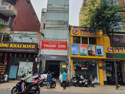 Siêu phẩm nhà mt ngô quyền quận 5, cao 7 tầng, mt kd rất tốt 0