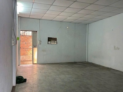 Bán nhà mặt tiền bờ bao 1   20 bờ bao tân thắng , 4x18m, 2 tầng cũ, tiện xây mới, 13,5 tỷ. 2