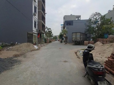  bán đất phân lô tái định cư tứ hiệp   vỉa hè   kinh doanh đỉnh  2