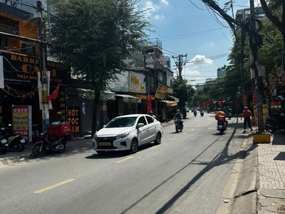 Cho thuê nhà nguyên căn mặt tiền đường 393 nguyễn văn khối , phường 8, quận gò vấp, tphcm 18tr/ 1