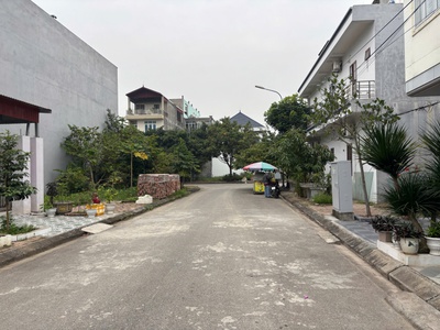 Bán đất TDC Tràng Cát dt 75m2 đường và vỉa hè 12m hướng Đông Nam  chỉ 45,5tr/m2. 1