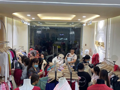 Chính chủ bán nhà mặt phố liền kề - nhà có lộc kinh doanh tại tân phú 3