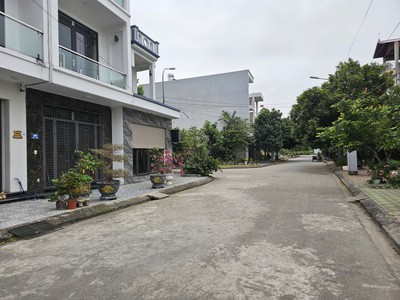 Cần bán lô đất TDC sân bay Tràng Cát, Hải An 75m2 giá chỉ 45,5tr/m2 0