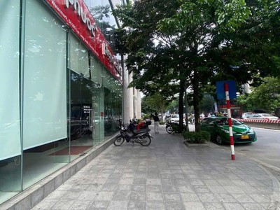 Lô Góc Mặt Phố Lạc Long Quân Mặt Tiền 8M Lô Góc 3 Mặt Thoáng 65 Tỷ 0