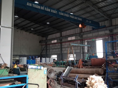 Cho thuê kho xưởng Tại Đường Mê Linh. Xã Quang Minh. Có sẵn cẩu trục 3