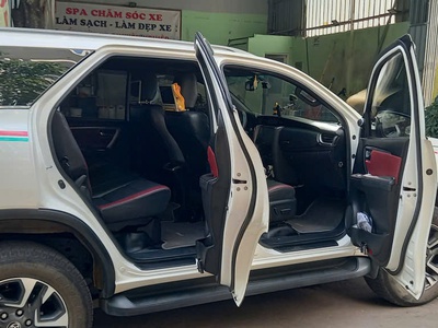 Xe Nhà Bán   Toyota Fortuner Legender 2.4 At Máy Dầu  1 Cầu 10