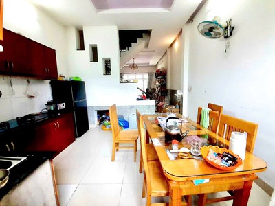 Nhà 3 tầng đường 9 Linh Tây Thủ Đức - Gần Phạm Văn Đồng - Dòng tiền 10tr/tháng 2