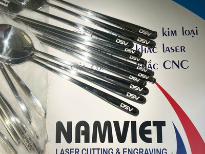 Khắc laser lên muỗng đũa inox - bền đẹp 3