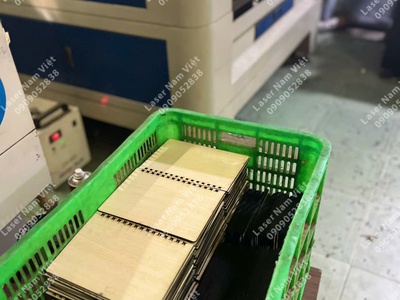 Bạn Cần Tìm Bìa Gỗ, Sổ Gỗ   Hãy Alo LASER NAM VIỆT Giá Rẻ 7