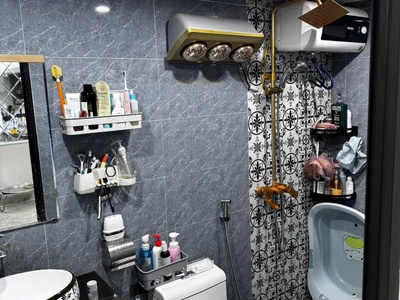 Bán nhà phân khúc dưới 2 tỷ, phù hợp vợ chồng trẻ, có sổ đỏ tại phường Đông Hải 5