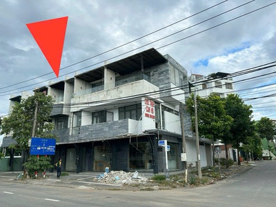 Bán gấp căn nhà 3 tầng 2 mặt tiền 218m2 đường Mân Quang 9 và Bùi Quốc Hưng, Sơn Trà 0