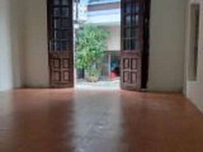 Nhà Cấp 4 khép kín 50m2 phố Trạm 4,5tr: Gần AEON Long Biên-cầu VĩnhTuy 2