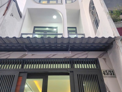 Nhà mới 2 lầu st hẻm xe ford âu dương lân p.chánh hưng  p2q8 cũ . giá 6,5 tỷ tl 0