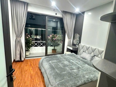 Bán phân lô nguyễn chí thanh  45mx5t, mt 4m - oto vào nhà - 1 nhà ra mặt phố 1